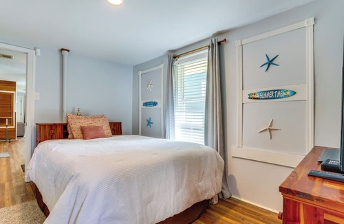 South Pensacola Cottage | Pet-friendly Pensacola Home w/Patio & Yard!