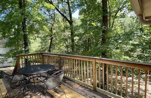 Bella Vista House | The Melanie House at Bella Vista - 7 miles to the Bentonville Square