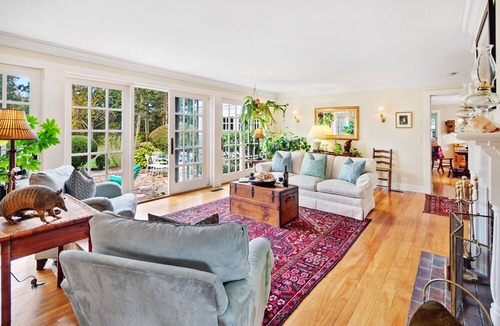 West Tisbury House | Close to Lambert's Cove Beach. Pastoral setting. Elegant farmhouse & guest house