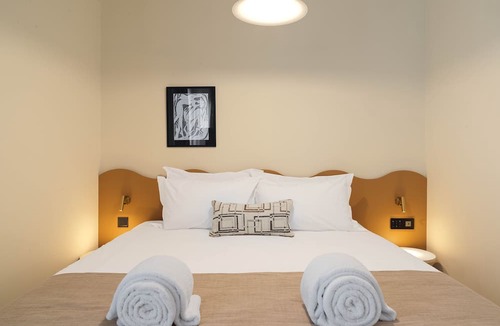 Old Town of Limassol Apartment | Alinea Market Agora Square
