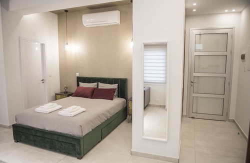 City Centre Apartment | STAY Glam Skin Studio