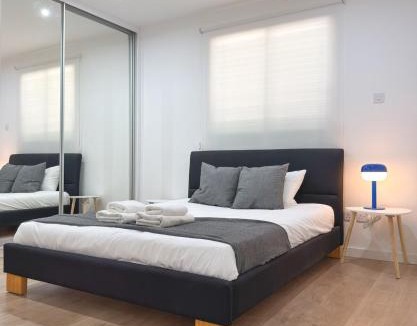 Ayios Dhometios Apartment | Modern 2BR Retreat in Central Nicosia Sleeps 4