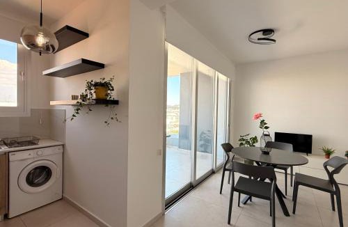 Egkomi Apartment | Esmee In, Engomi