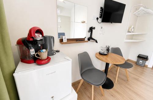 Historical Center Apartment | Smart Comfort RoomN8 with Balcony Private Bathroom in best Location Beach 250m
