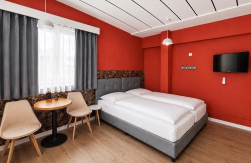 Limassol Apartment | Modern Studio Nr 10 private Kitchenette and Bathroom
