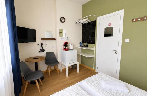 Historical Center Apartment | Smart Comfort RoomN2 with Private Bathroom in best Location Beach 250m
