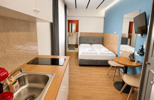 Limassol Apartment | Modern Studio 7 private Kitchenette and Bathroom