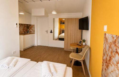 Limassol Apartment | Modern Studio 11 private Kitchenette and Bathroom