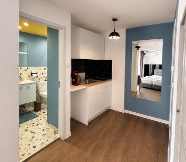 Limassol Apartment | Modern Studio N14 kitchenette private bathroom