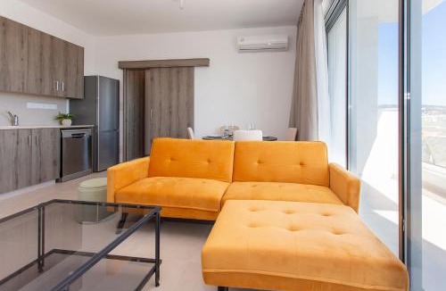 Kato Polemidia Apartment | BlueBell Limassol Suites