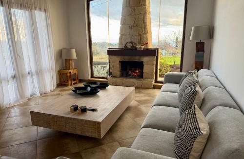 Anogyra Villa | Villa Grand Zeus