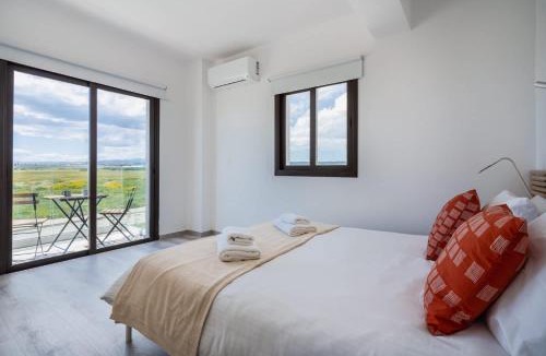 Softades Villa | Beautiful Sea View Pool Villa with BBQ & 4BR