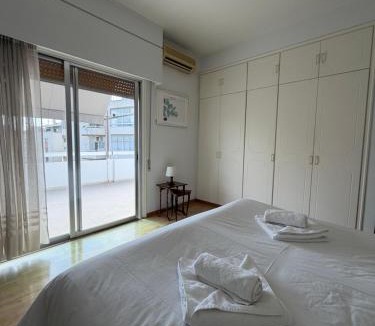 Acropolis Apartment | Ellados