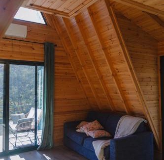 Arakapas Other | Spacious Mountain Retreat with BBQ Facilities