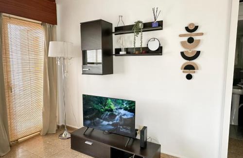 Egkomi Apartment | Youthfull Escape in Nicosia