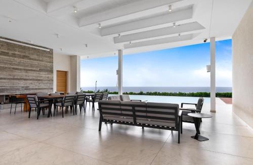 Peyia Town Villa | J&C Villa Seacave with Infinity Pool