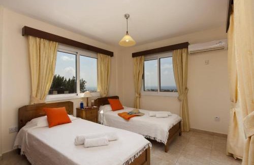 Peyia Town Villa | Villa Antria by Villa Plus