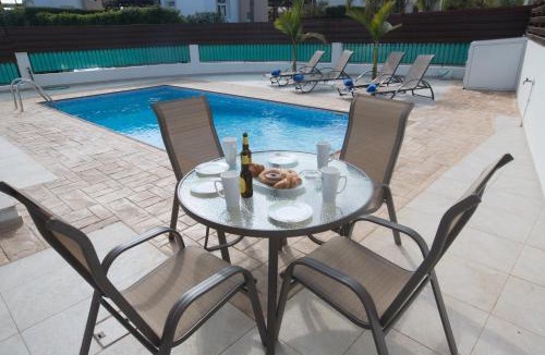 Protaras Villa | Halle Villa