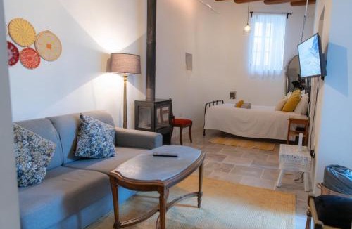 Pano Lefkara House | 7Kamares