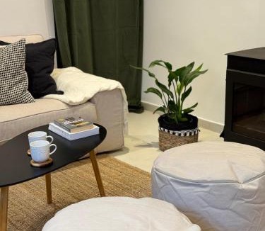 Pelentri Apartment | Pirella House