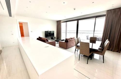 Germasogeia Apartment | Del Mar Beachfront 3 Bedroom 'A' Residence