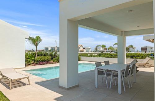 Softades Villa | Serenity Waves Villa 19