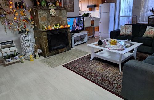 Kyperounta Apartment | Kyperounta Troodos Mountain House!