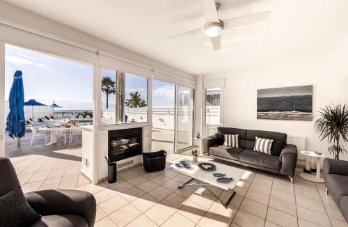 Pervolia Villa | Faros Seaside Villa Larnaca