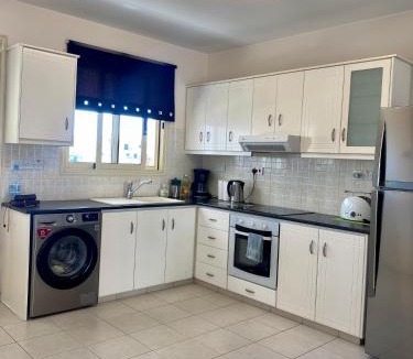 Old Town Apartment | Royal Seacrest apartment with garden G5