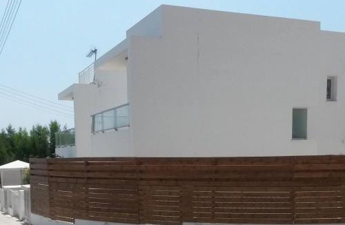 Peyia Town Villa | 2 bedrooms villa with wifi at Peyia 3 km away from the beach
