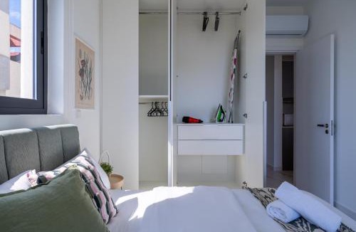 Larnaca Apartment | Ivory 1-BR Apartment in Aradipou