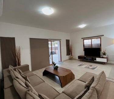 Meneou Villa | Oasi Rejuve Villa