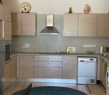 Germasogeia Apartment | Belleview Heights