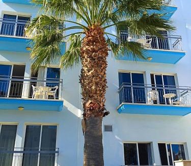 Agios Tychon Apartment | Blue Crane Hotel Apts
