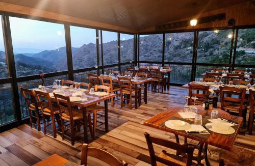 Askas House | Perneia Rooms