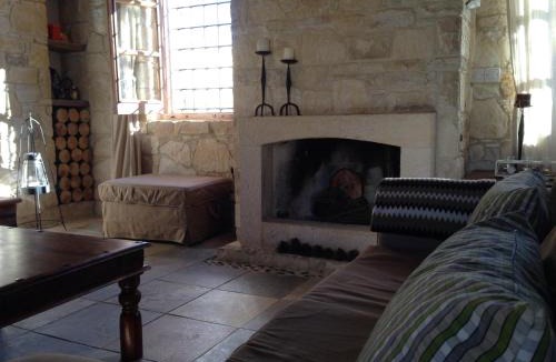 Lofou Villa | Lofou Traditional Stone House