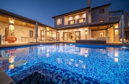 Aphrodite Hills Villa | Villa Elea, New Deluxe Golf Villa at Aphrodite Hills - 6 Bedrooms, 7 Bathrooms