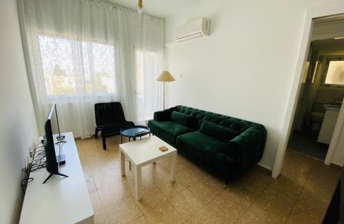 Egkomi Apartment | Simple One bedroom flat in Engomi