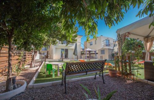 Pernera Villa | Antonia Villa
