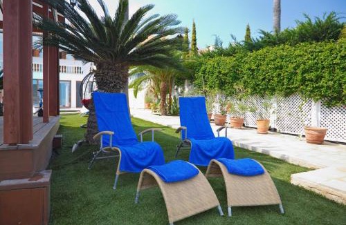 Germasogeia Villa | Limassol Beachfront Holiday Villa