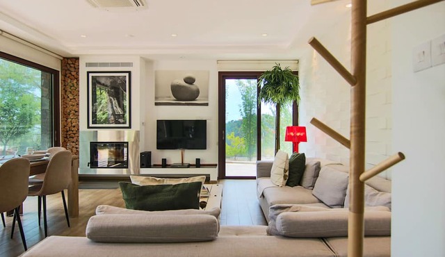 Phaedrus Living Forest Villa Chantara