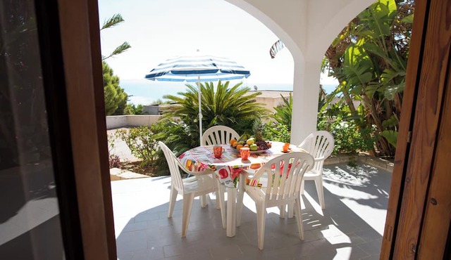 Holiday Home for 5 People, 200 Meters From the sea and Free Wi-fi