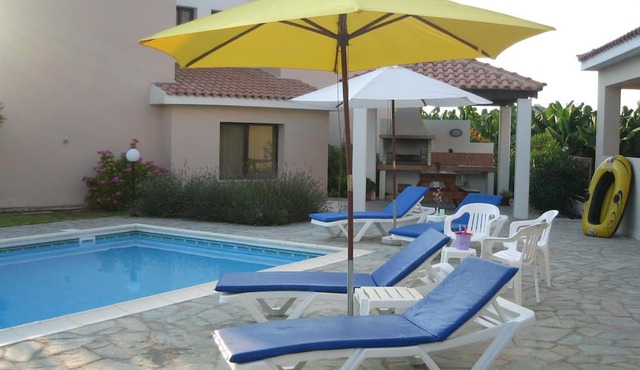 Five Waves Holiday Villas
