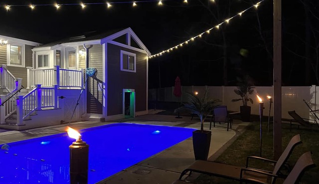 Private Cape Cod Home, with Heated Pool and Hot Tub
