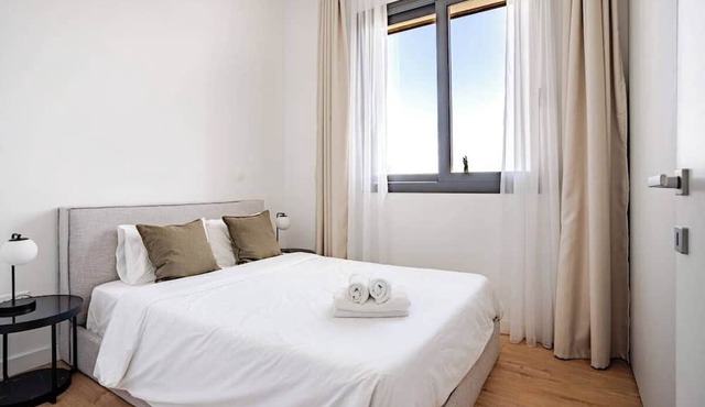 Yamas Urban Living Sequoia Residence