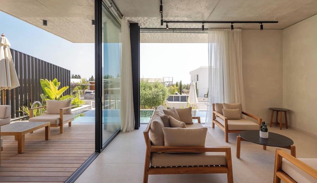 Greenvale Park Villas by Coastalbliss
