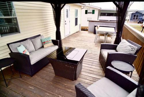 Sherkston Shores Sunset Cottage 1 Min Beach