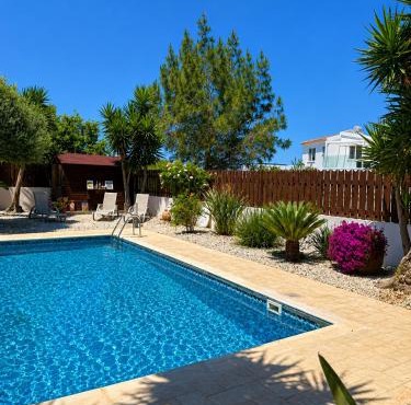 Unique Beach Luxurious Villas