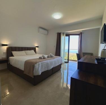 Palates Hotel