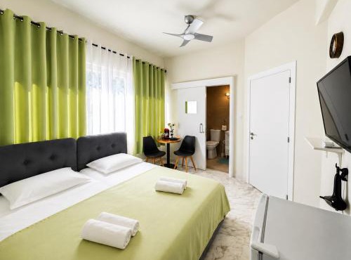 Smart Comfort RoomN3 with Private Bathroom in best Location Beach 250m